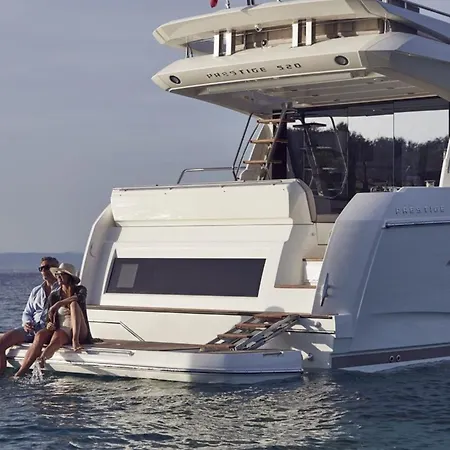 Private Yacht - Jeanneau Prestige 520 Fly Casa de Férias Split